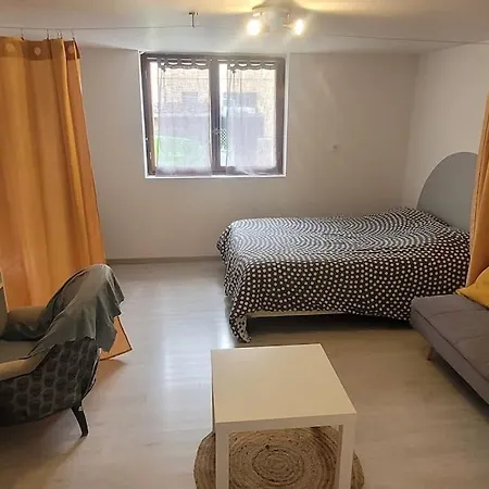La Maison Jaune * Die