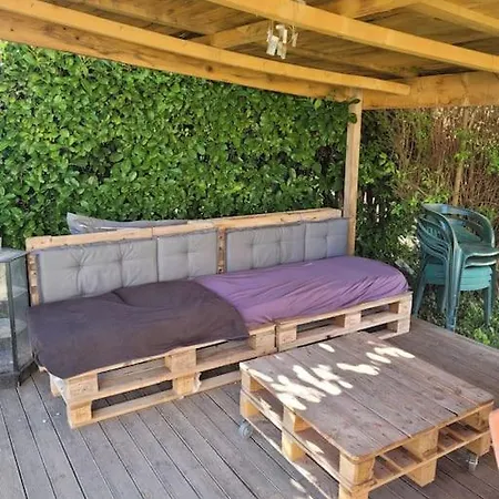 La Maison Jaune דירה *